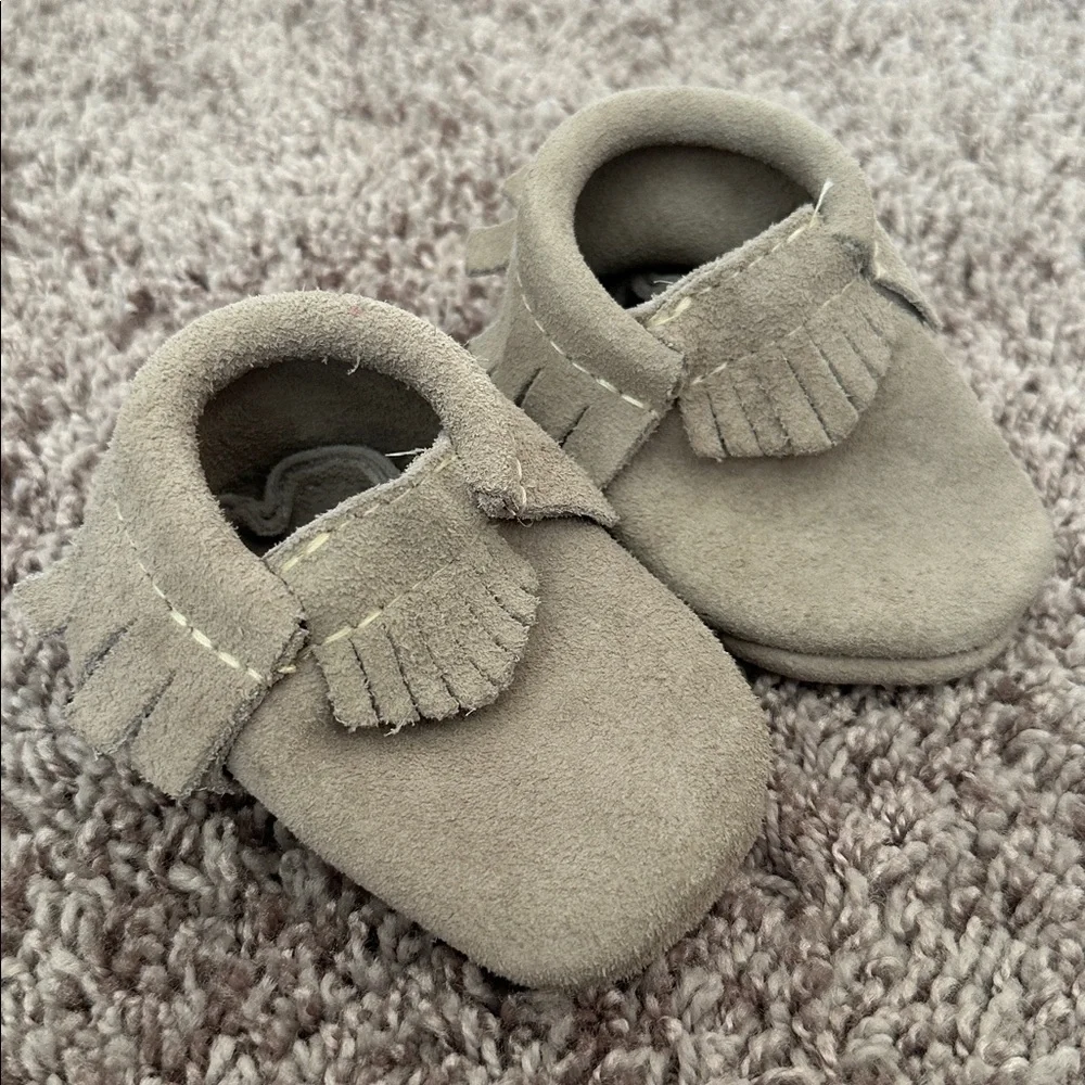 Suede Freshly Picked Baby Moccasins - Gray